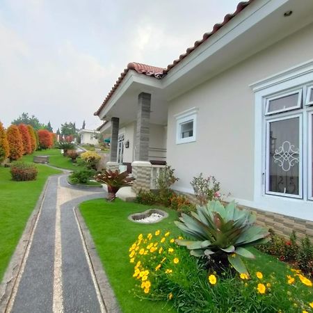 Villa Kandara Hanjawar Puncak Sindanglaya Ngoại thất bức ảnh